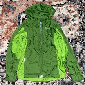 Kids Columbia Rain/Windbreaker in Green (M)